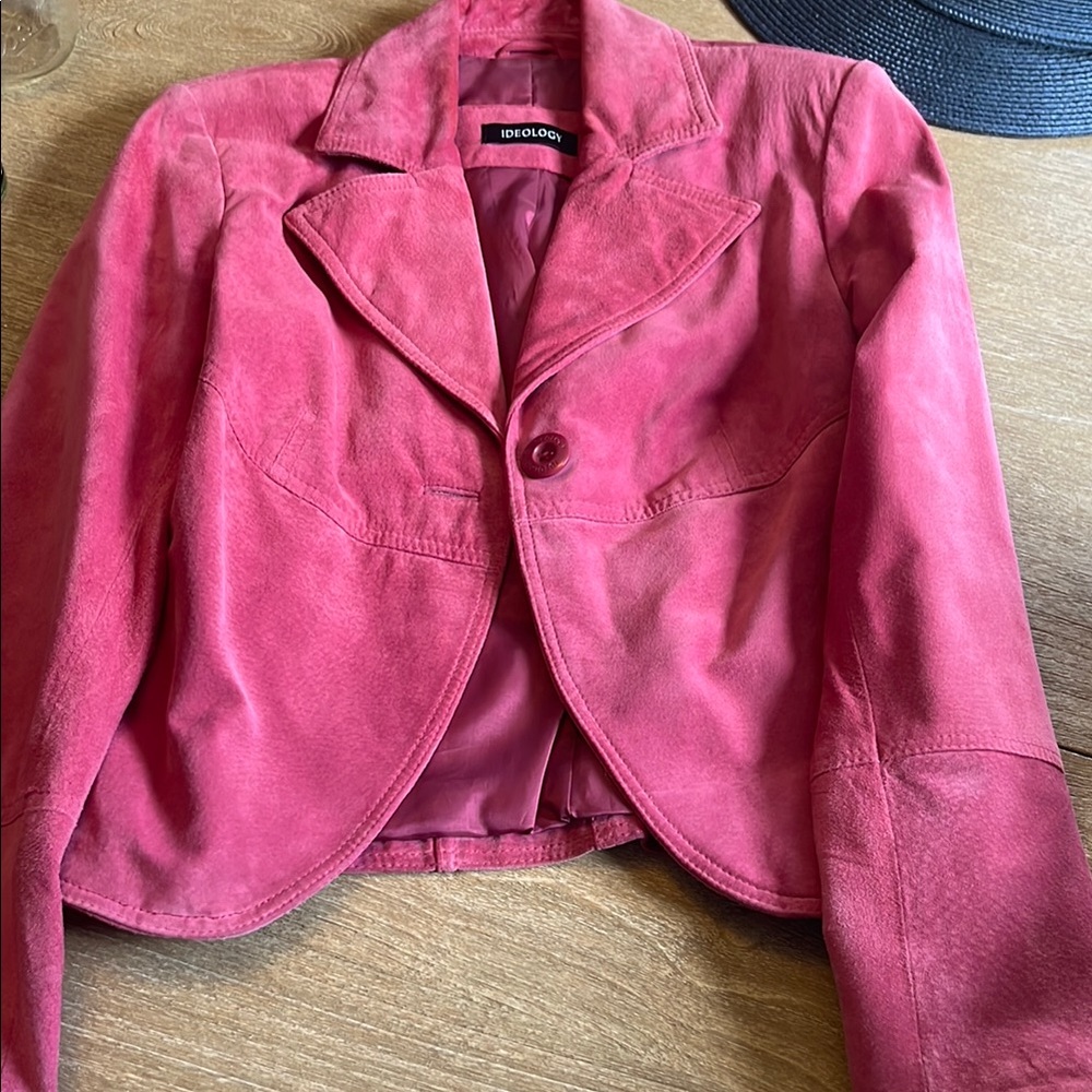Vibrant Pink Suede Blazer with Notched Lapels. Brand Ideology size small
